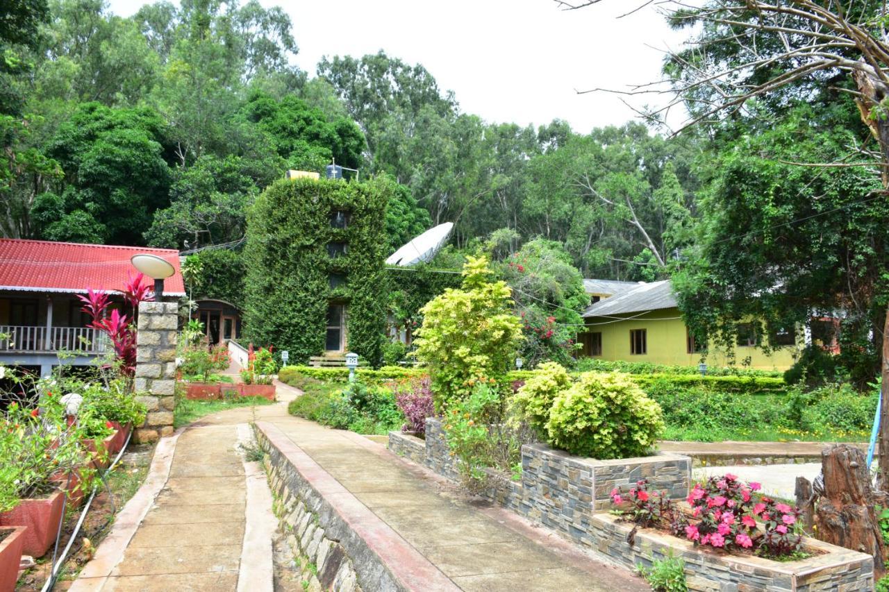 Zeenath Taj Gardens Йелагери Экстерьер фото